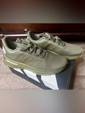 adidas RACER TR23 Men's Olive Green Lightweight Athletic Sneakers